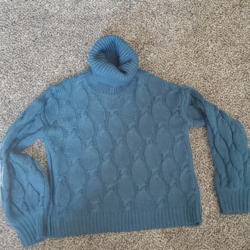 Hippie Rose cable knit cowl/turtleneck sweater
